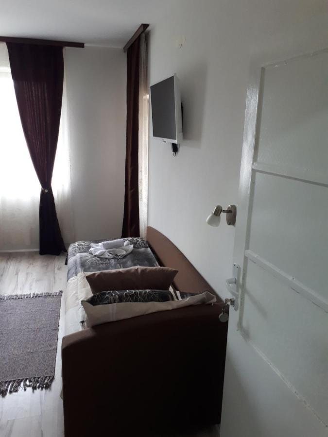 Smestaj Milenkovic Soko Banja Bagian luar foto